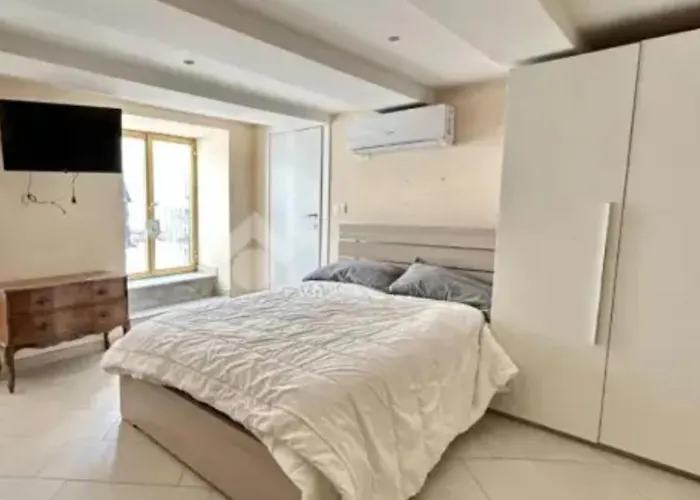Il Colosseo Holiday Home