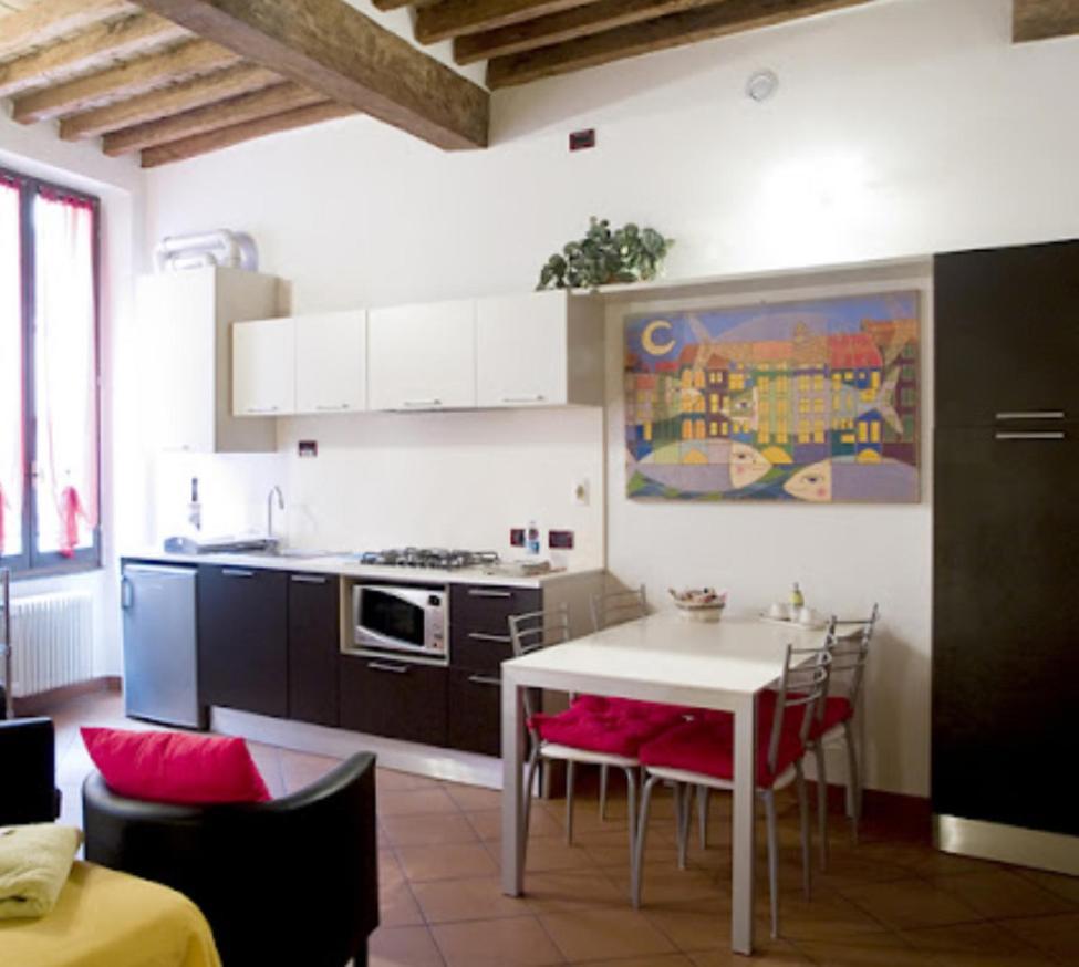 Il Colosseo Apartment *